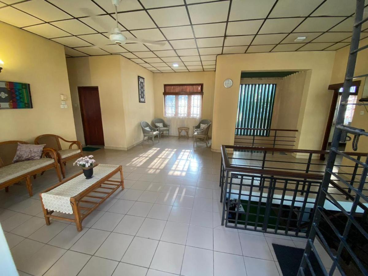 مبيت وإفطار Oasis كولمبو المظهر الخارجي الصورة